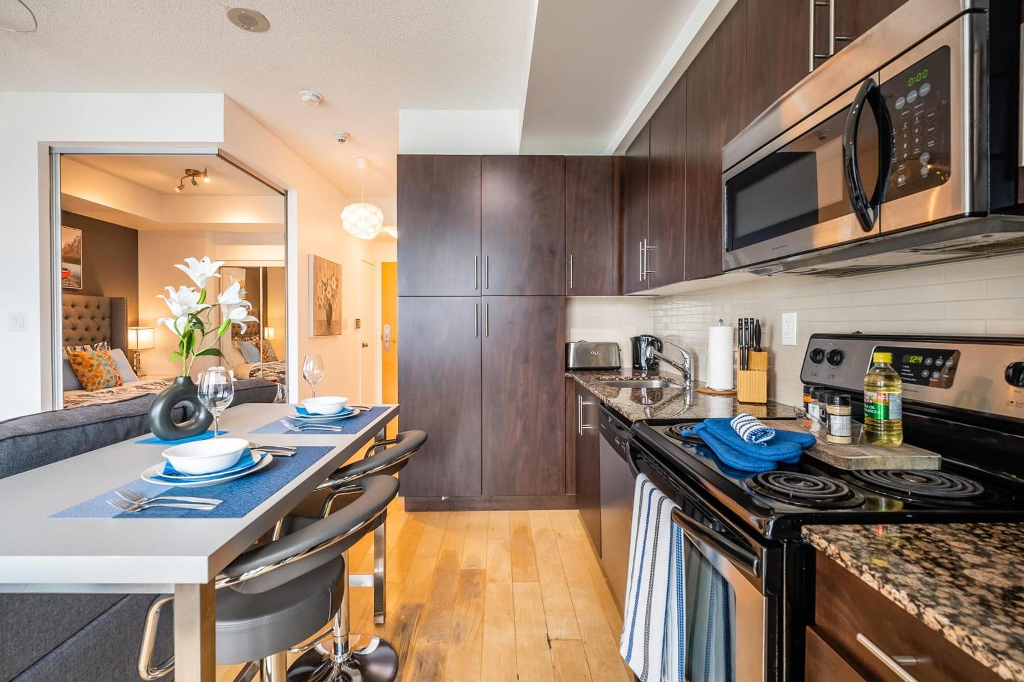 1Br Luxury Condo - Downtown Торонто Экстерьер фото